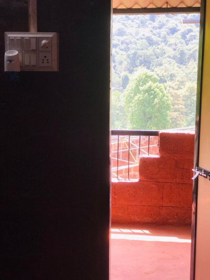 Rohan Homestay By Traviget Hospitality, Dapoli-Konkan Harnai Екстериор снимка